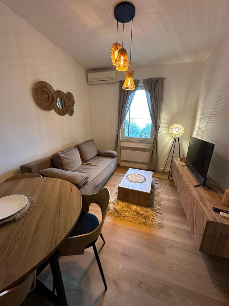 לובראן Villa Nada מראה חיצוני תמונה
